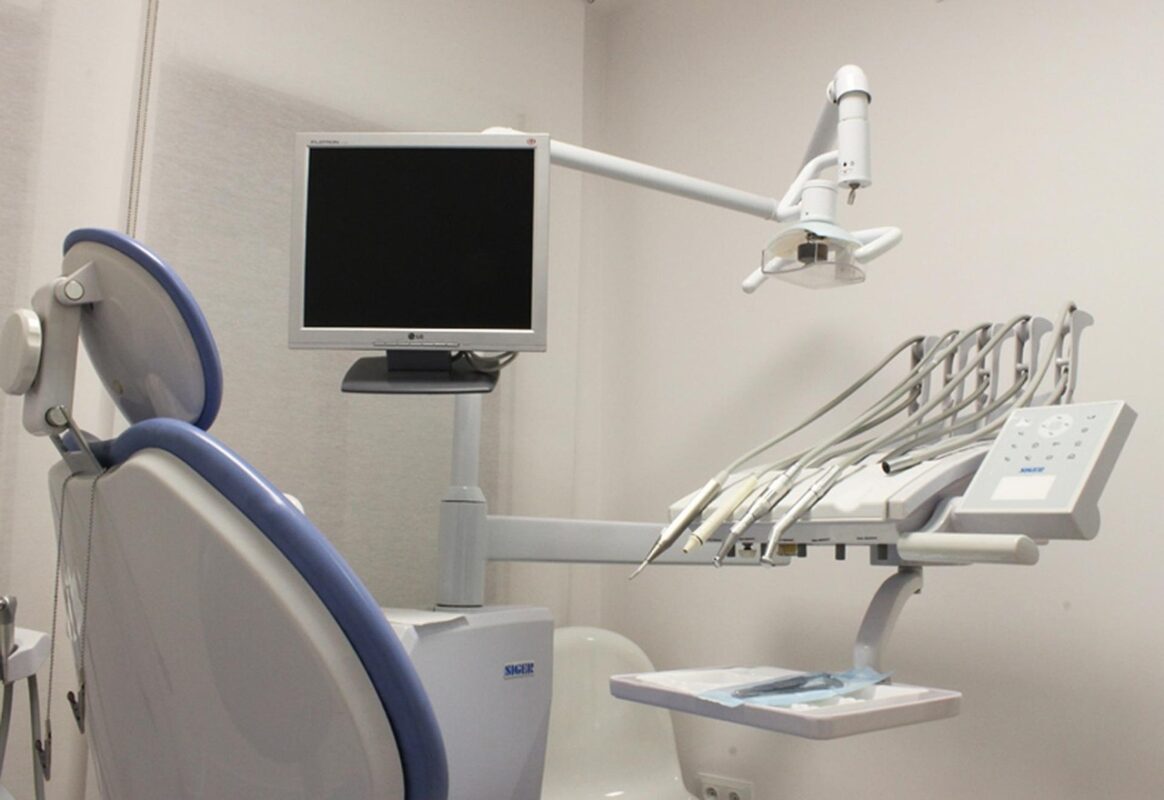Equipamiento para clínica dental
