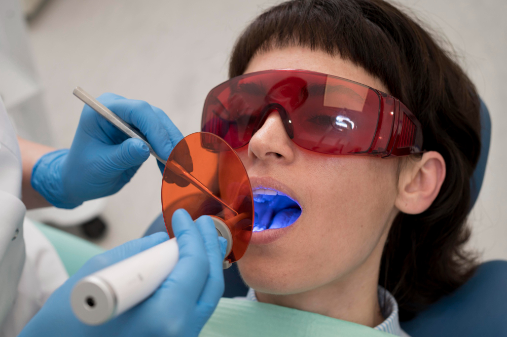 Lámpara de polimerizar dentista